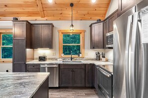 Fridge, microwave, oven, stovetop - Camp Mt. Will | 4 Bed, 3 Bath (Bethel)