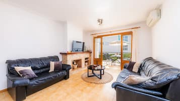 Fernseher, Kamin