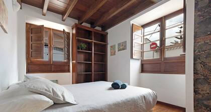 Vacation Home "Gauguin" with Terrace & Wi-Fi