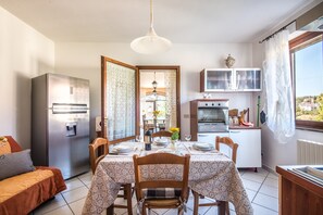 Dining - 'Casa Vacanze Chianti Summer' with Pool, Garden & Wi-Fi (Gaiole in Chianti)