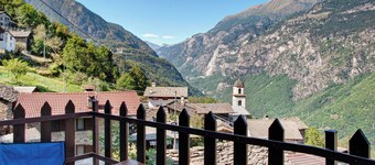 Holiday Apartment 'Sweet Somma Mountain Lodge 1' with Mountain View & Garden