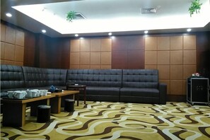 Unclassified image, 5 of 59, button - Hailian Xianggan Hotel (Yongxin)