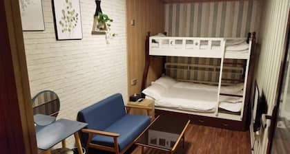 Chuyang Xiaoshe Hostel