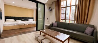 Nanchang Neighbourhood Hotel