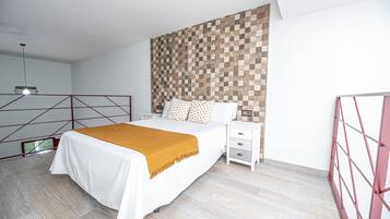 3 chambres, fer et planche à repasser, Wi-Fi gratuit, draps fournis