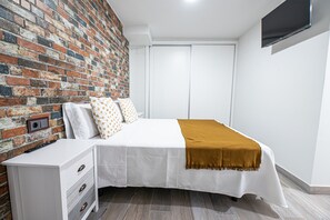 2 camere, ferro/asse da stiro, Wi-Fi gratuito, lenzuola