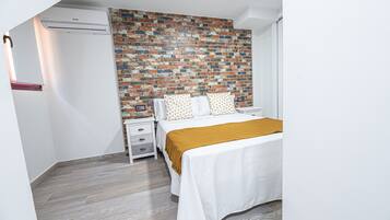 2 slaapkamers, een strijkplank/strijkijzer, gratis wifi, beddengoed