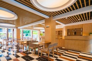 Restaurant - Yabulun Health & Wellness Holiday Hotel (Sanya)