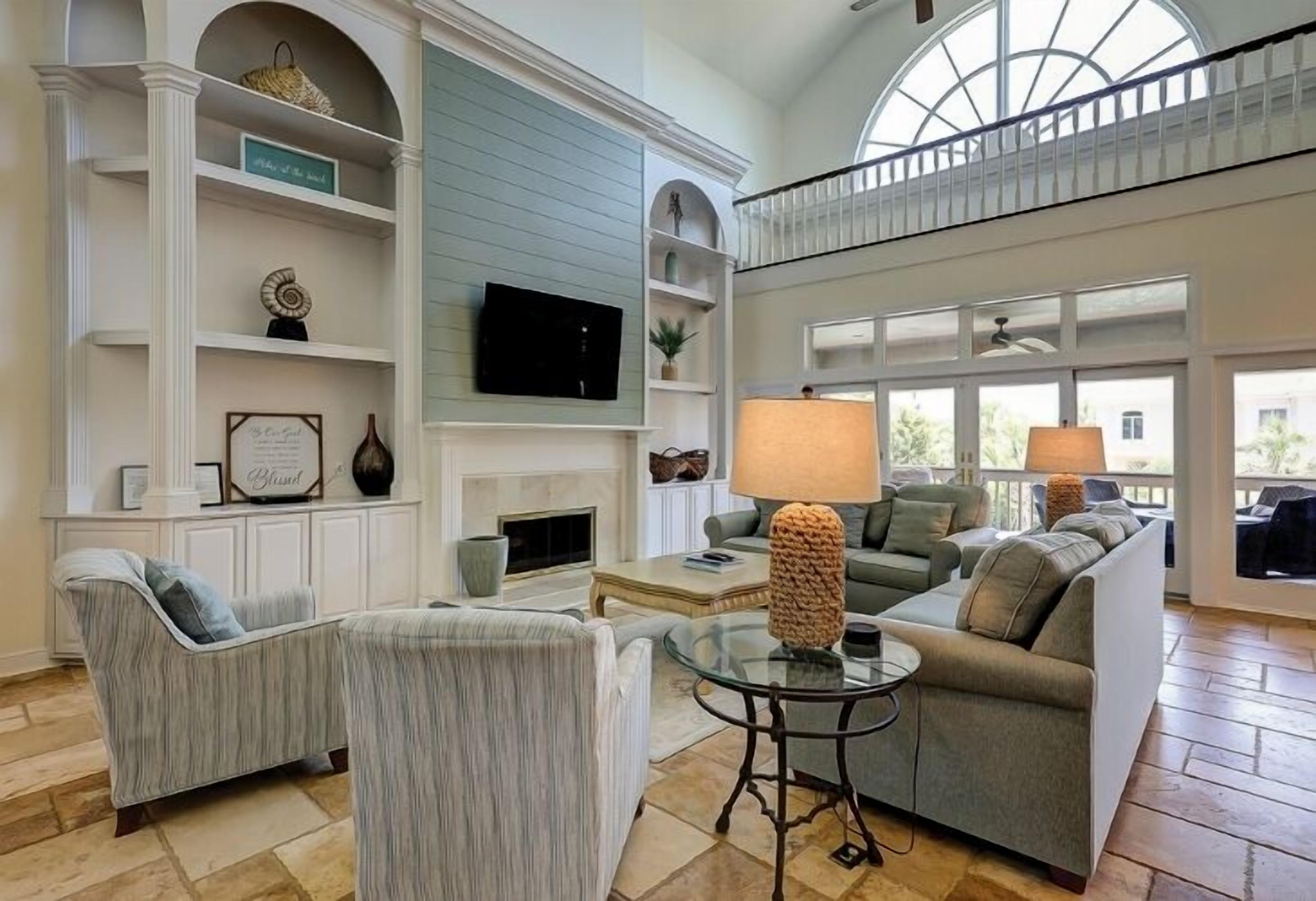 Smart-TV, Tischtennisplatte, Stereoanlage, Arbeitsbereiche