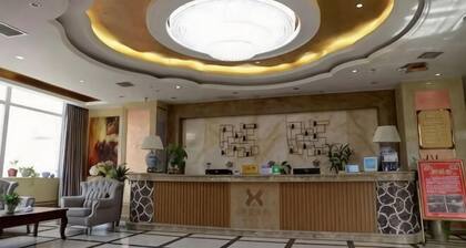 The westside Lancaster Hotel
