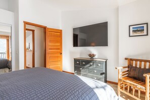 3 habitaciones, tabla de planchar con plancha y wifi gratis
