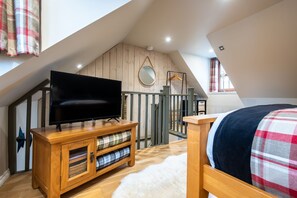 1 slaapkamer, een strijkplank/strijkijzer, gratis wifi, beddengoed