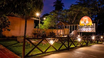 Fachada da propriedade