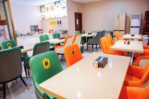 تناول الطعام