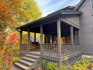 Terrace/patio - Elegant three bedroom home in park-like setting (Clayton)