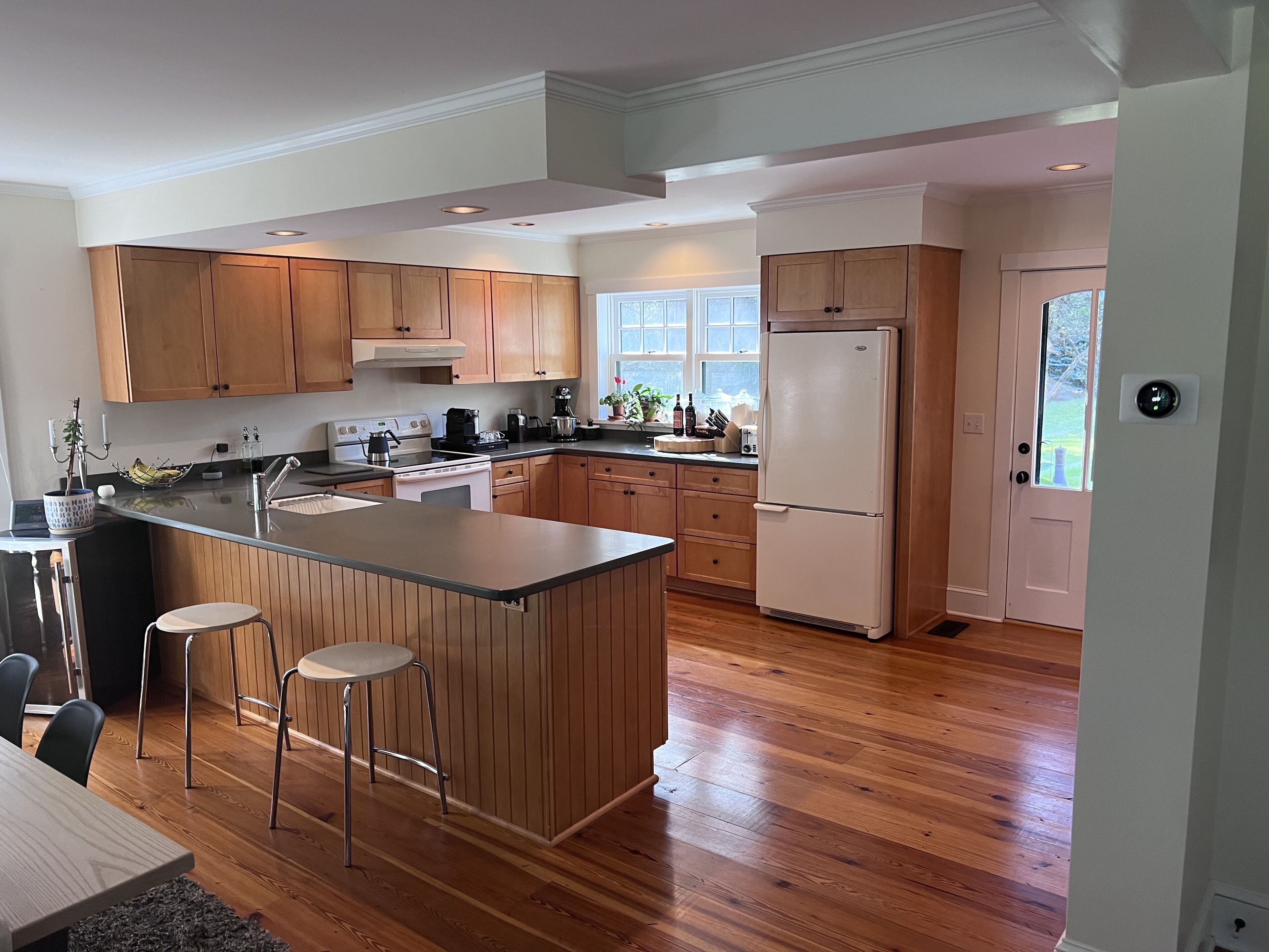 冰箱、微波炉、烤箱、炉灶