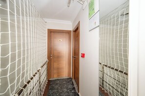 Reception -  Aras Life Hotel (Istanbul)