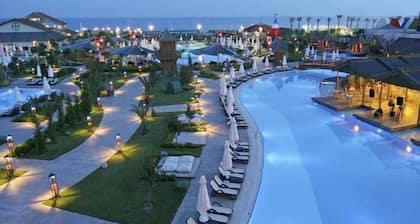 Lingshui Sancai Business Hotel