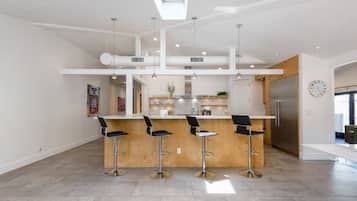 Bar (en la propiedad)