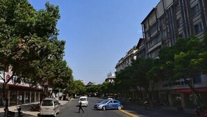 مواقف سيارات مجانية