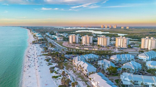 Gulf Facing Views at Beach And Tennis Studio 3205