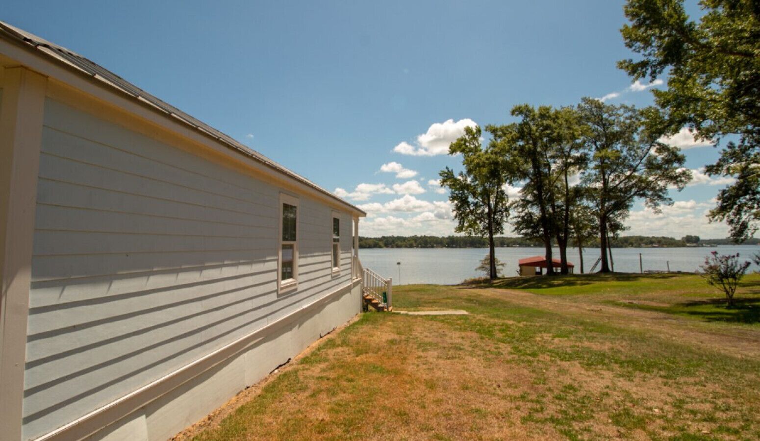 Pelican Cottage             .