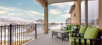 Come enjoy the mountains of Utah