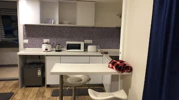 Frigorifero, forno, pentole/stoviglie/utensili