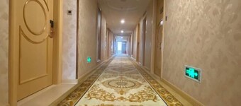 Vienna Hotel (Jieyang Longwei)