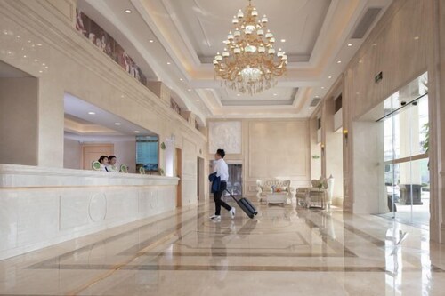 Vienna Hotel (Jieyang Longwei)