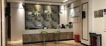Ziranfeng Fashion Hotel (Congjiang Food Street)