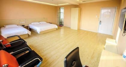 Richmond Holiday Hotel (Qinhuangdao Shanhaiguan Laolongtou Resort)