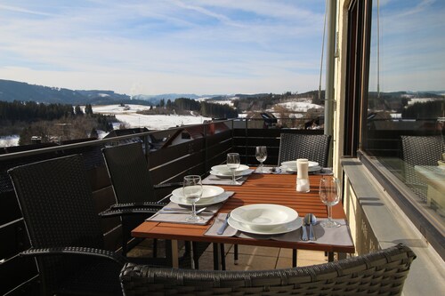 FeWo mit Pool, Sauna und Fitness in Lenzkirch