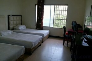 Unclassified image, 2 of 16, button - Qingyuange Hotel (Dao County)