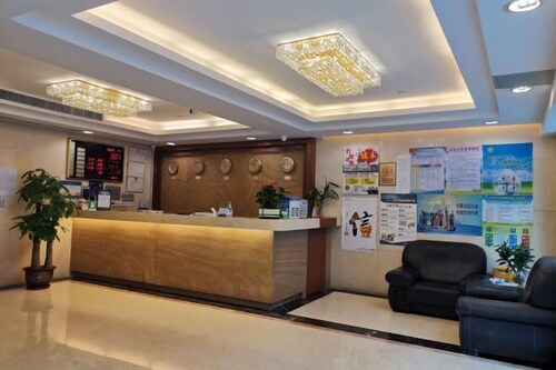Hua Nan Business Hotel