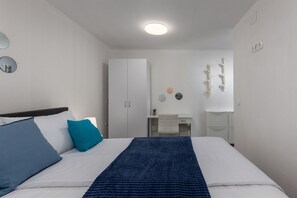1 chambre, bureau, Wi-Fi gratuit, draps fournis