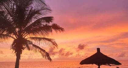 LUXURY VILLA with SWIMMING POOL/JACUZZI/WIFI/CLIMATIZATION/BALLARD