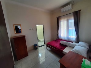 標準雙人房 | 低過敏寢具、羽絨被、布置獨特、筆電工作空間