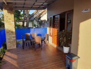 Terrace/patio - 999 KHS Homestay (Banyuwangi)