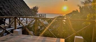 Afrikano Baobab Treehouse Oceanview 3 Bedrooms Villa - Sleeps up to 6 Adults