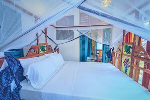 3 bedrooms, free WiFi, bed sheets - Afrikano Baobab Treehouse Oceanview 3 Bedrooms Villa - Sleeps up to 6 Adults (Fukuchani)