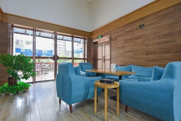 Interior - Lanting Culture Theme Hotel (Yingshan)