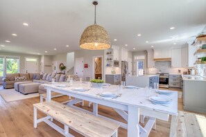 House, Multiple Beds (White Sand) | Private kitchen - White Sand (Lincoln City)