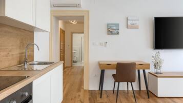 Fridge, microwave, oven, dishwasher