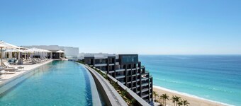 luxury 5 diamond beach front villas