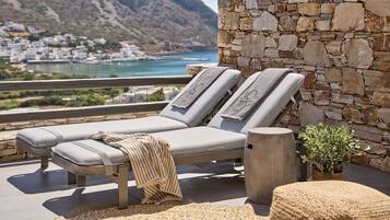 ENJOY | Terrace/patio