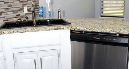 Modern and stylish 3 bedroom with large layout floor plan