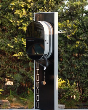 电动车充电站