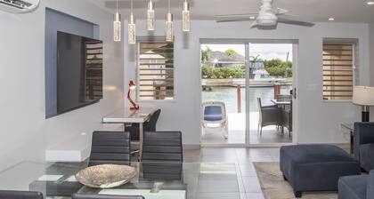 Waterfront Villa 246C, Jolly Harbour