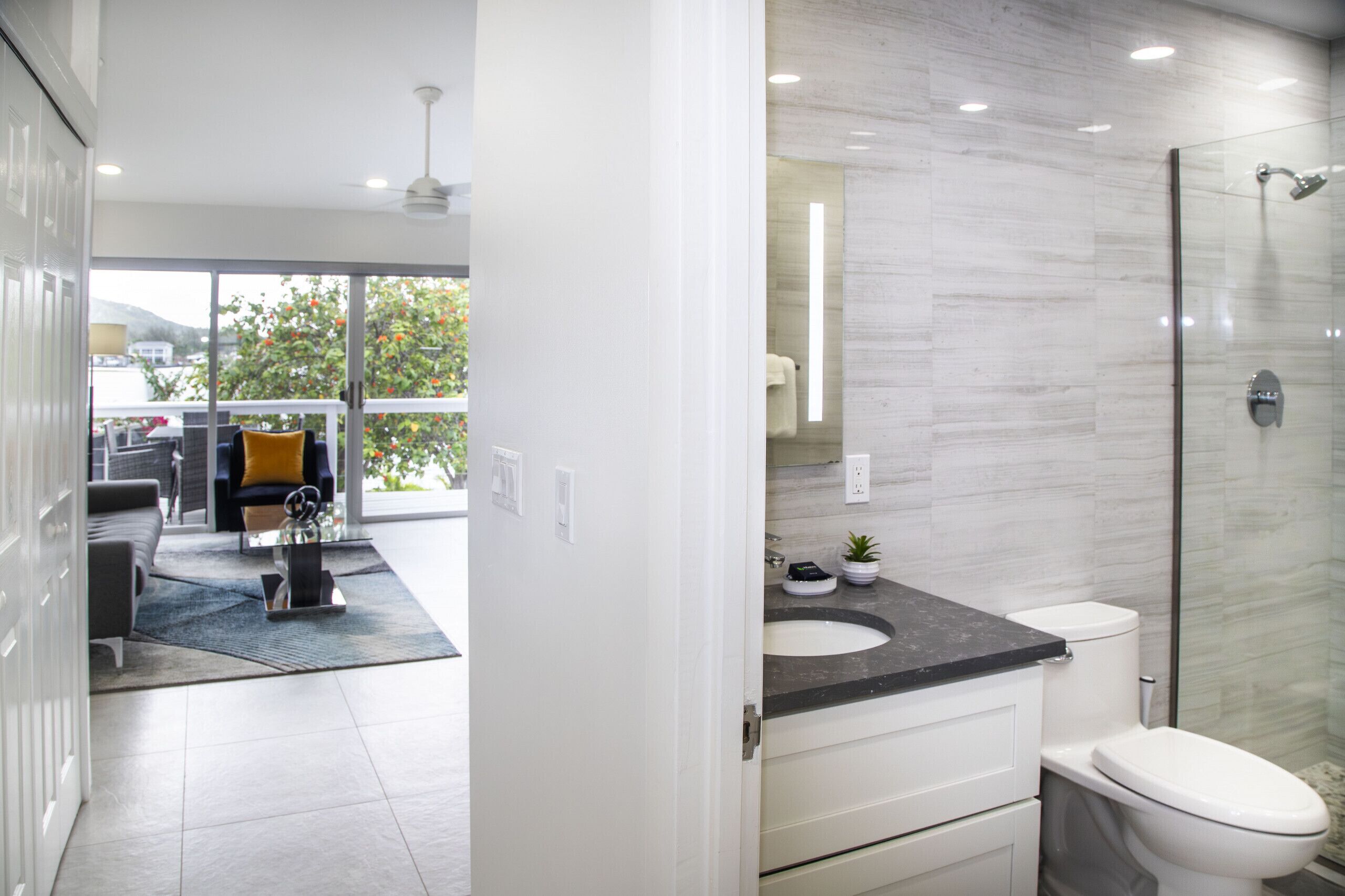 淋浴设施、毛巾